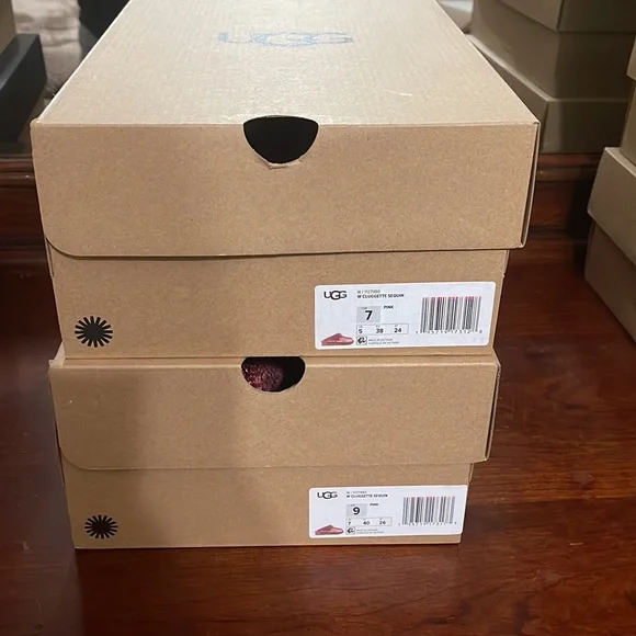 UGG | Cluggette Sequins PINK Slippers New In Box - Picture 15 of 15